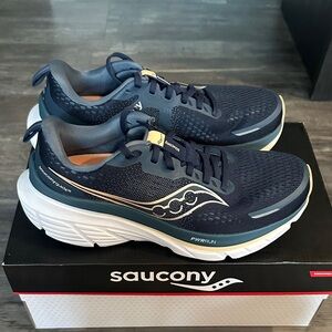 Saucony Guide 18